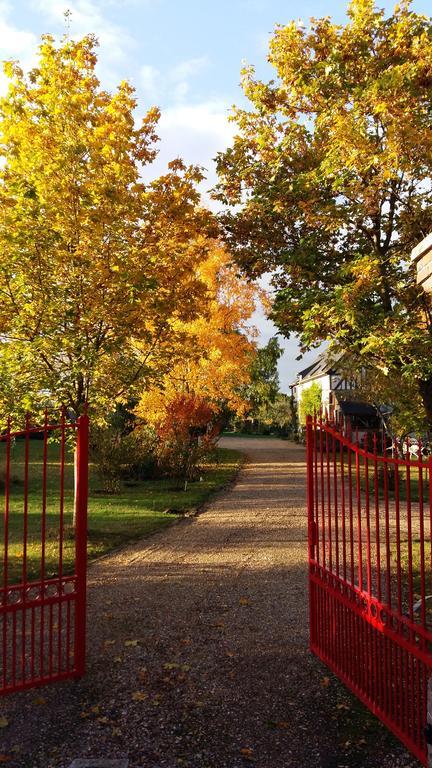 Chambre D'Hotes - Le Jardin Des Patissons La Foret Du Parc Экстерьер фото